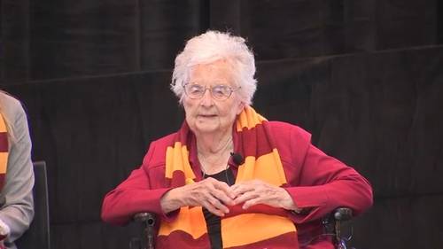 Sister Jean death: Jean Dolores Schmidt, beloved chaplain for Loyola Chicago basketball team during Final Four run, dies at 106