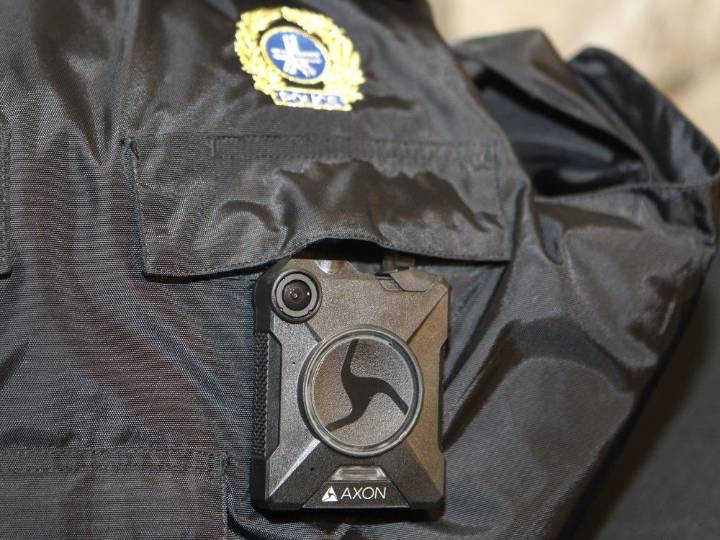 Martinez Ferrada promises police body cameras, more métro constables in Montreal