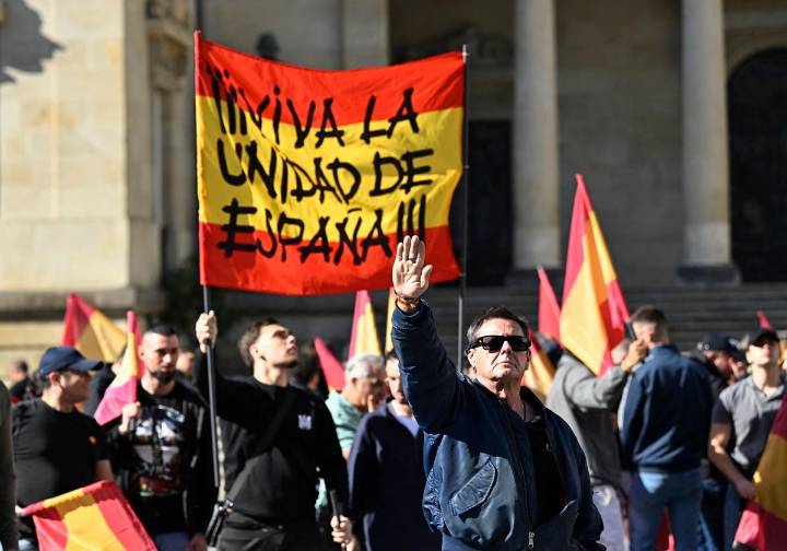 Expertos descartan una Aliança Catalana a la vasca pero advierten del riesgo de un auge ultra