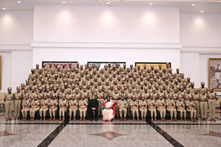 President Murmu Stresses Effective Policing To Invite Investment For Viksit Bharat
