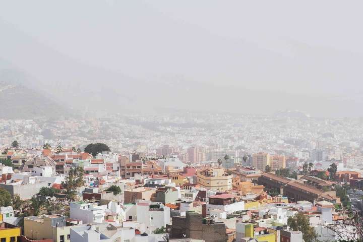 La Aemet actualiza la previsión en Canarias: más calor intenso y calima