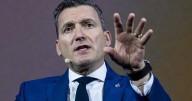 Solomon considering age restrictions for chatbots in privacy bill