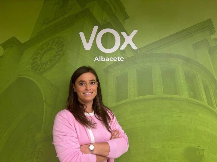 Vox critica las bases del concurso del cartel de la Feria 2026