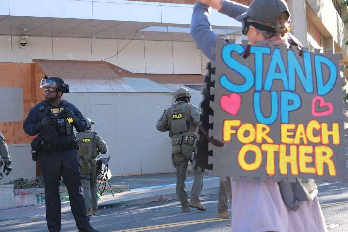 Cities nationwide back Oregon in National Guard deployment dispute with Trump