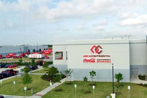 Sube 1.2% flujo operativo de Arca Continental
