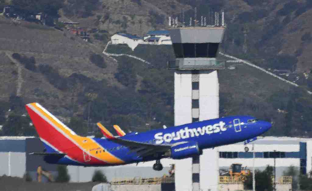 Only in America: Burbank’s air traffic control shutdown