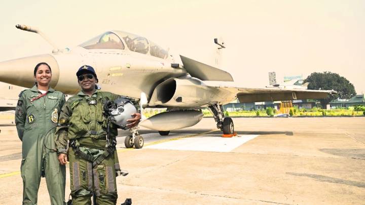 How President Murmu's Rafale sortie and a photo have unmasked Pak's lies again