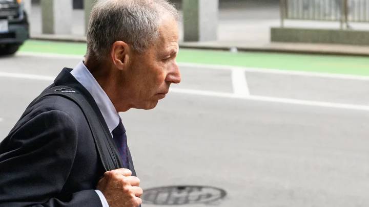 Ex-AT&T Illinois head could see bribery charges dismissed under agreement with feds