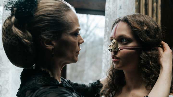 'La hermanastra fea' de la directora noruega Emilie Blichfeldt gana el Festival de Sitges 2025