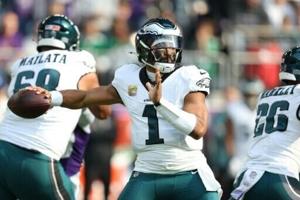 NFL Eagles soar over Vikings while Chiefs blank Raiders