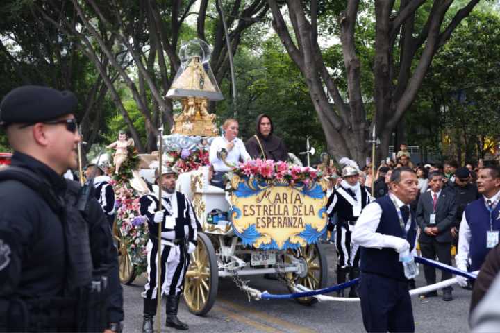 Acompañan a La Generala de regreso a casa