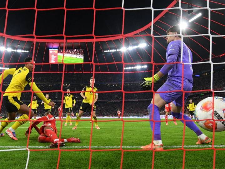 Bayern Múnich vence al Dortmund y mantiene paso perfecto en Bundesliga