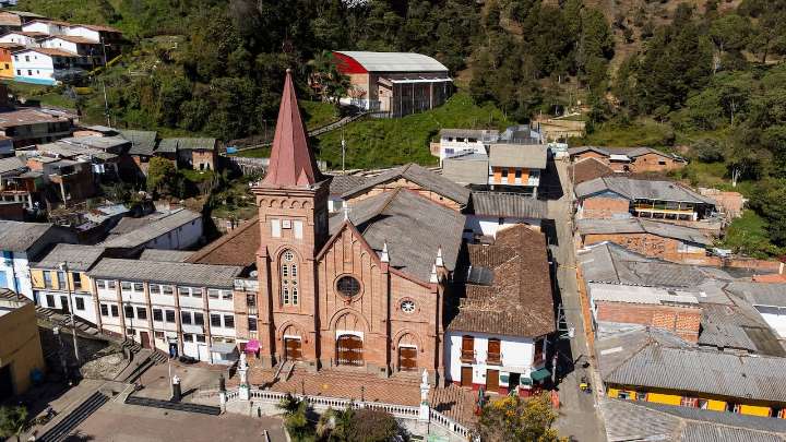 Así es el municipio menos poblado del suroeste antioqueño, un destino ideal para la aventura a dos horas de Medellín