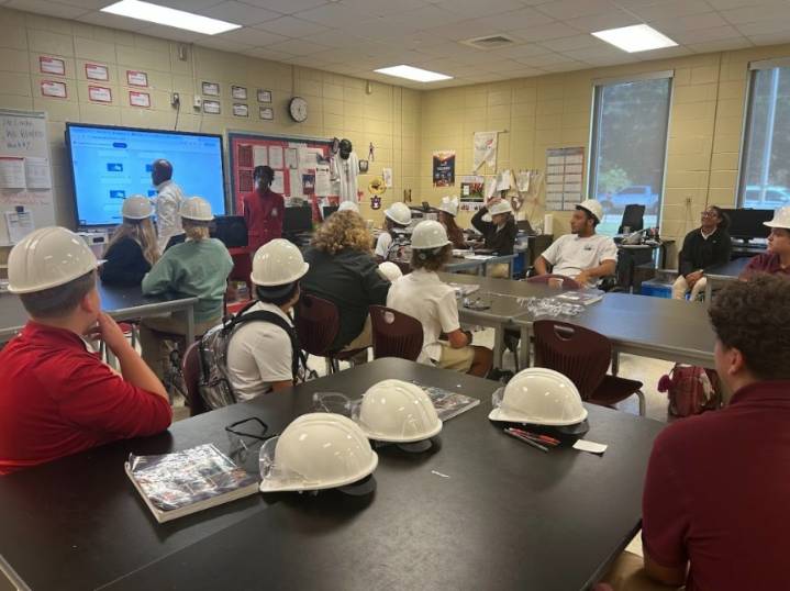 Manufacturing students get prepped for careers at Citronelle High's Center for Advanced Technology