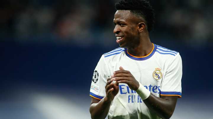 La reacción de Vinícius al ser cambiado: “Me voy del equipo”