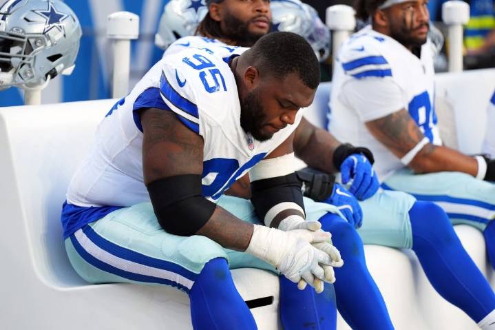 Deadspin | Capitulation not in cards for Dallas defense with Cardinals, MNF on deck