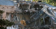 Americans react to White House ballroom construction after East Wing demolition