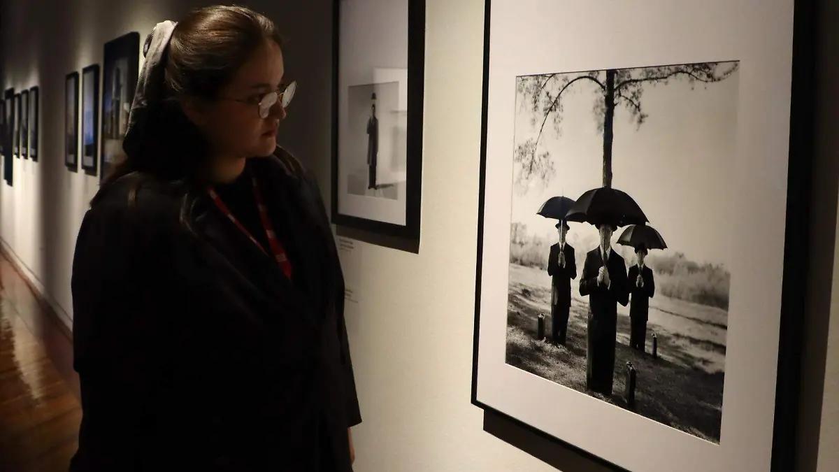 La moda surrealista de Rodney Smith llega a México