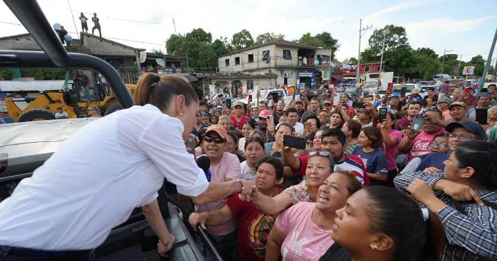 ‘Se va a otorgar todo lo necesario’, asegura Sheinbaum a afectados por lluvias en Veracruz