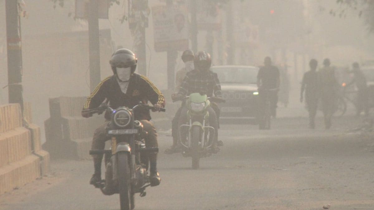 Delhi Set To Celebrate Diwali Amid ‘Severe’ AQI Warning, CM Rekha Gupta Makes Appeal