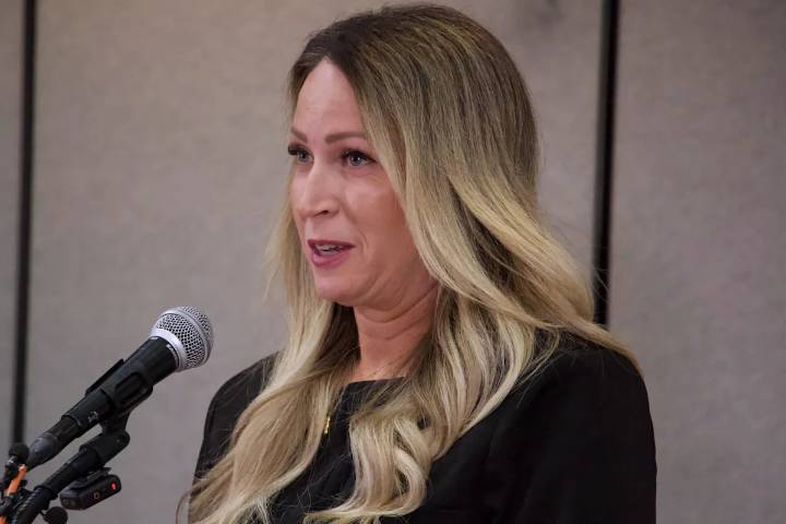 Meses a posteriori de que un hombre fuera asesinado en una marcha de ‘No Reyes’, nadie ha sido procesado. Su esposa quiere respuestas