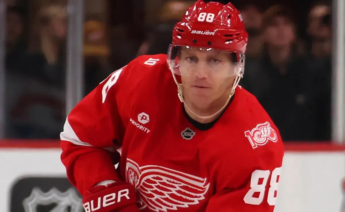 NHL News: Red Wings’ Patrick Kane reportedly out longer than expected after latest injury update