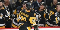 Crosby reaches another career milestone as Penguins beat Blues 6