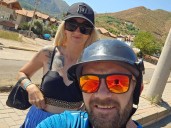 Se fueron de vacaciones, tuvieron un accidente y por una cláusula el seguro médico no los cubrió