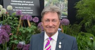 Alan Titchmarsh says 'only kidding' after criticising Gardeners' World co