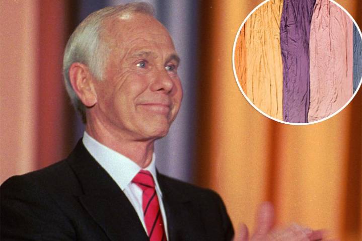 Curtains from final taping of 'The Tonight Show' go up for auction ahead of late host Johnny Carson's 100th birthday