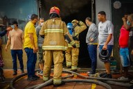 Incendio en local comercial – Avenida Pedro de Heredia, sector Bazurto
