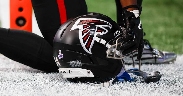 Falcons lineman Michael Jerrell ready to answer the bell when it rings