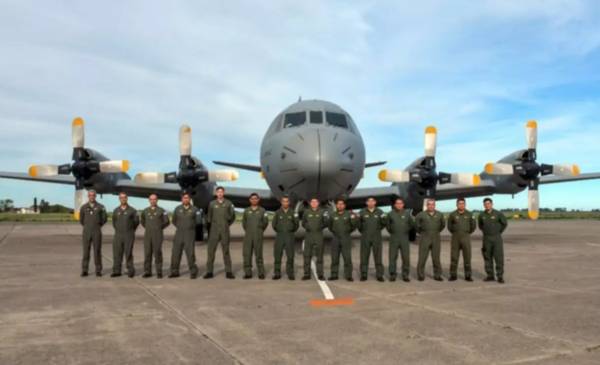 Llegó a Trelew el segundo avión P-3C Orion destinado a la Base Aeronaval Almirante Zar