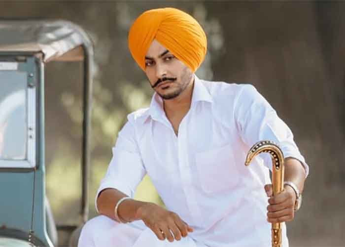 Ammy Virk, Sarjun Mehta, Sonam Bajwa & others mourn the loss Rajvir Jawanda