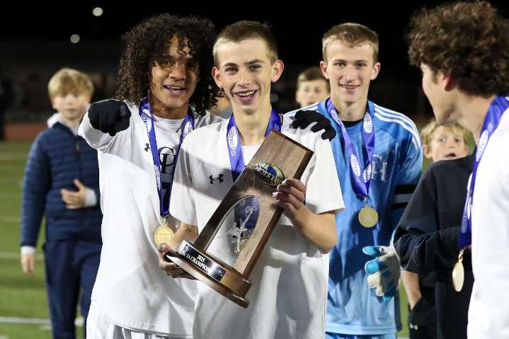 Luke Longenbach delivers, lifts Camp Hill boys soccer to District 3 1A title over York Catholic