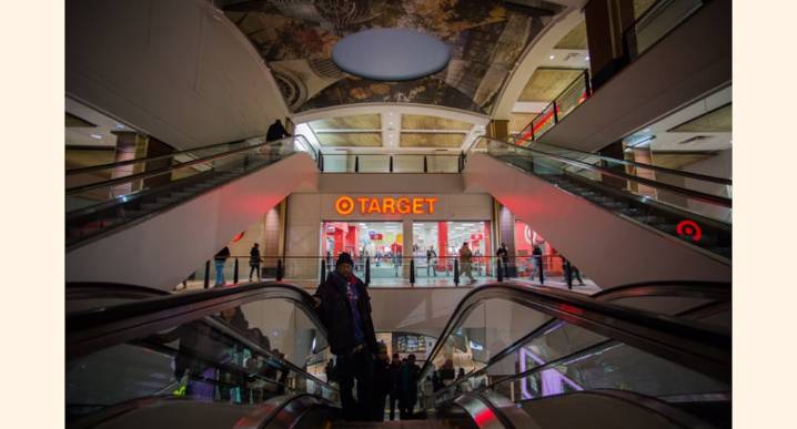 Cadena de supermercados Target planea 1,000 despidos y eliminar 800 vacantes