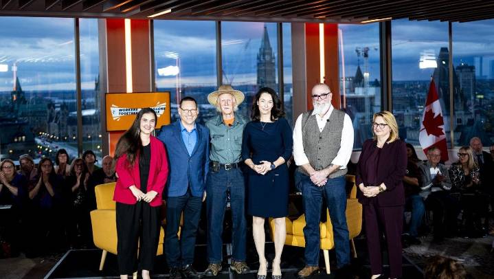 NDP leadership contenders pitch their vision to party membership at first forum