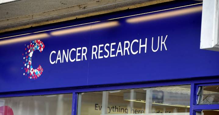 Cancer Research UK to close 88 stores
