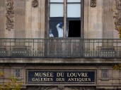 Robo al Louvre: detuvieron a dos sospechosos por el millonario golpe al museo de París