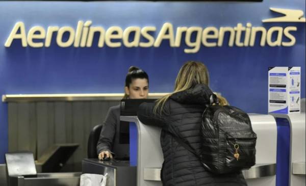 Anticipan que podría haber complicaciones en casi 100 vuelos de Aerolíneas Argentinas