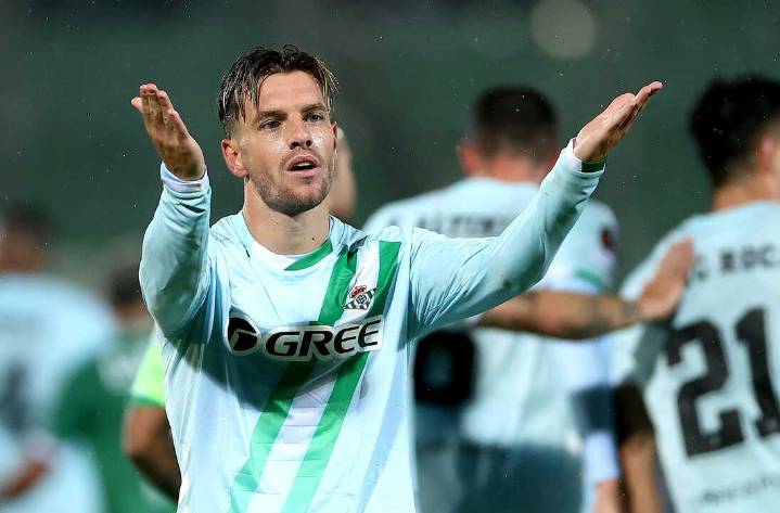 Lo Celso lidera al Betis para ganar la fría batalla en Razgrad