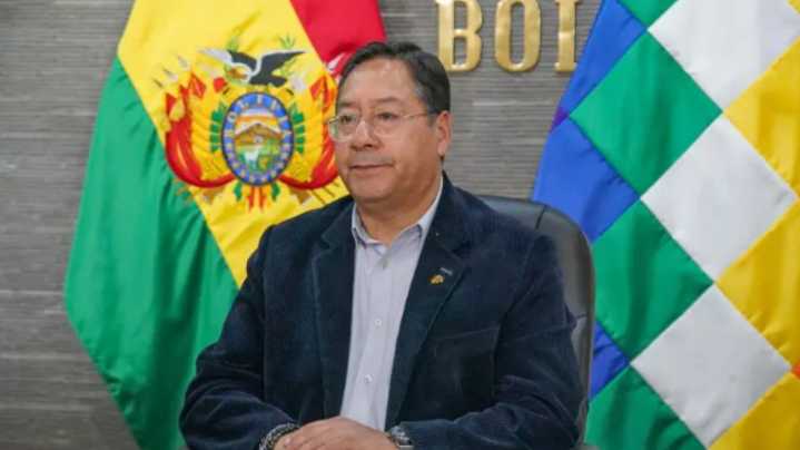 Luis Arce felicita a Rodrigo Paz por la victoria en las presidenciales de Bolivia