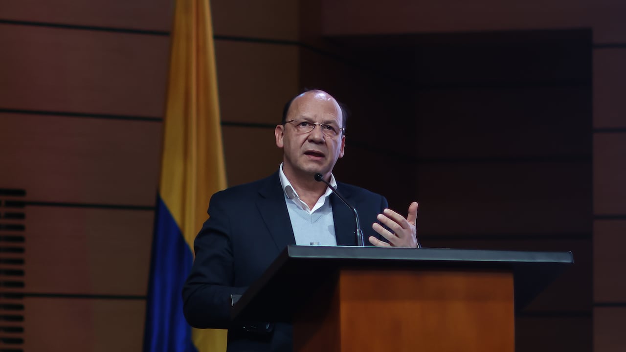 Las 7 veces que el Gobierno no ha respondido cuánto cuesta la reforma a la salud