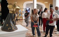 Alcaldesa Dina Castillo inauguró la exposición "Luz y Socorro, la Fe de un pueblo" en el CAVAM 21 de octubre de 2025 | Carabobo “Con esta exposición rendimos honor a nuestros nuevos santos", exaltó la