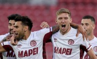 Ráfaga de Lanús: dos goles en cinco minutos frente a la U de Chile