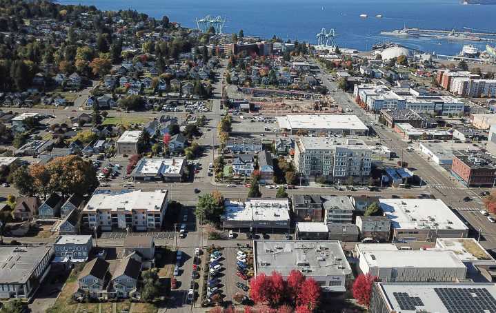 Everett adds ‘Stay Out of Drug Area’ along Colby Avenue