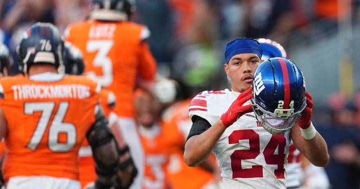 Giants try to turn the page after their historic Mile High meltdown defeat