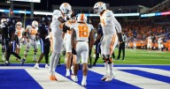 #17 Tennessee Volunteers explode for 56 points in 22-point road win over Kentucky Wildcats