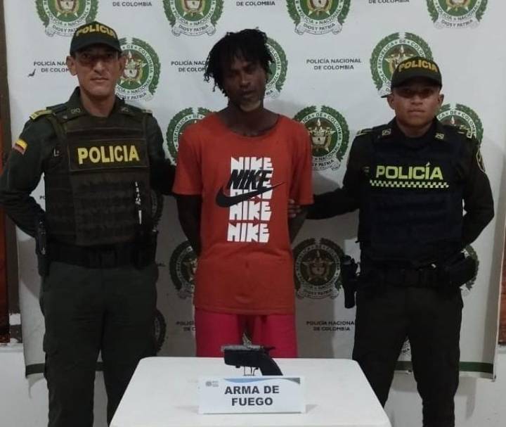 ¡Ni en Semana Santa reflexiona! “Campanita” cayó con un arma de fuego