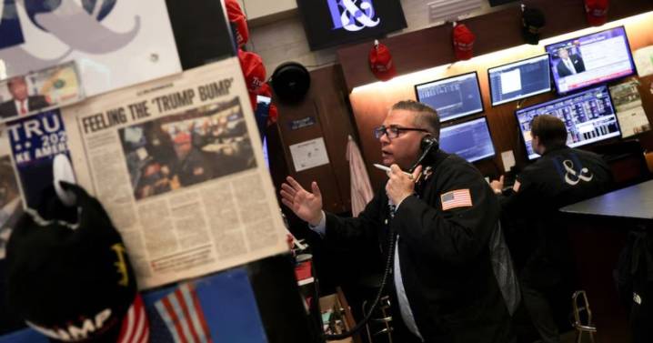 Los bonos argentinos cayeron hasta un 7% y las acciones un 4%: incertidumbre cambiaria y cierre del Gobierno en Estados Unidos